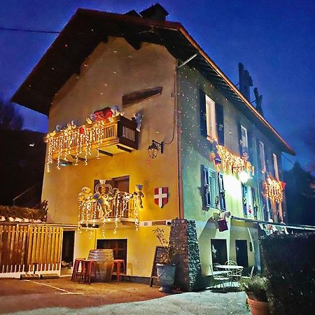 Hôtel La Petite Auberge Bourg-Saint-Maurice Exterior foto