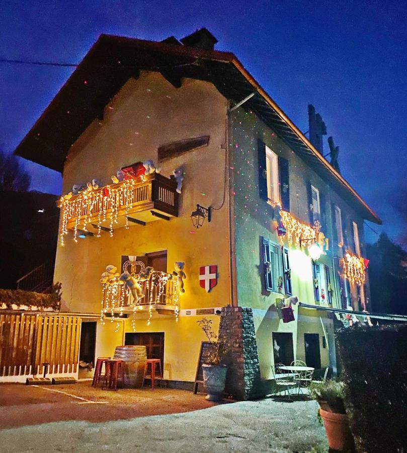 Hôtel La Petite Auberge Bourg-Saint-Maurice Exterior foto