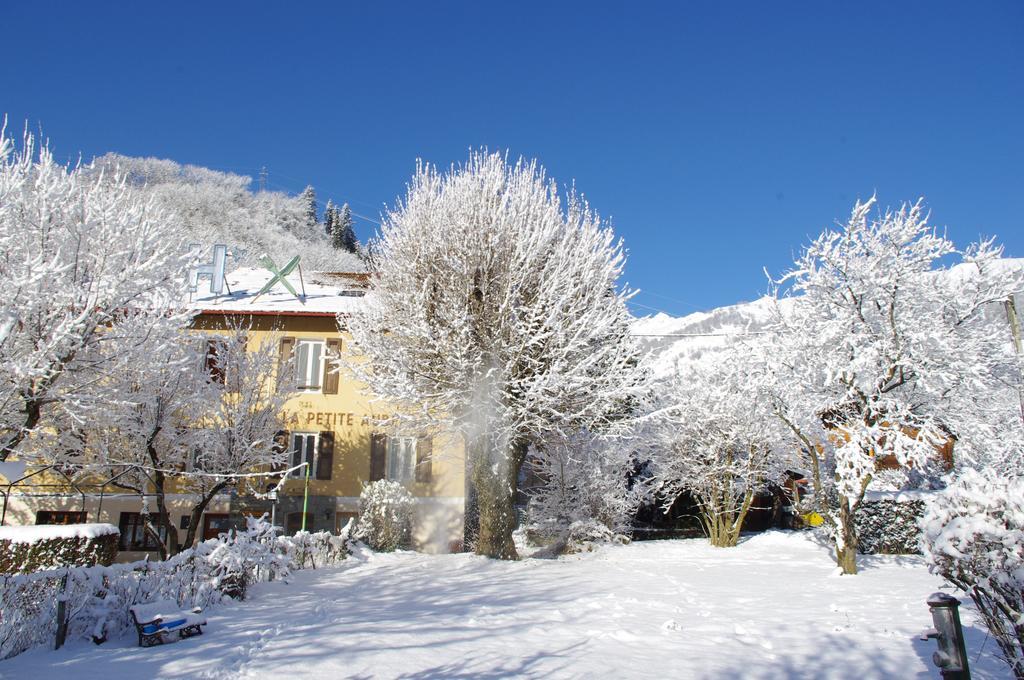 Hôtel La Petite Auberge Bourg-Saint-Maurice Exterior foto