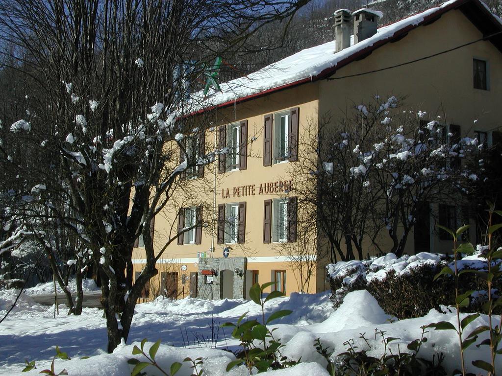 Hôtel La Petite Auberge Bourg-Saint-Maurice Exterior foto